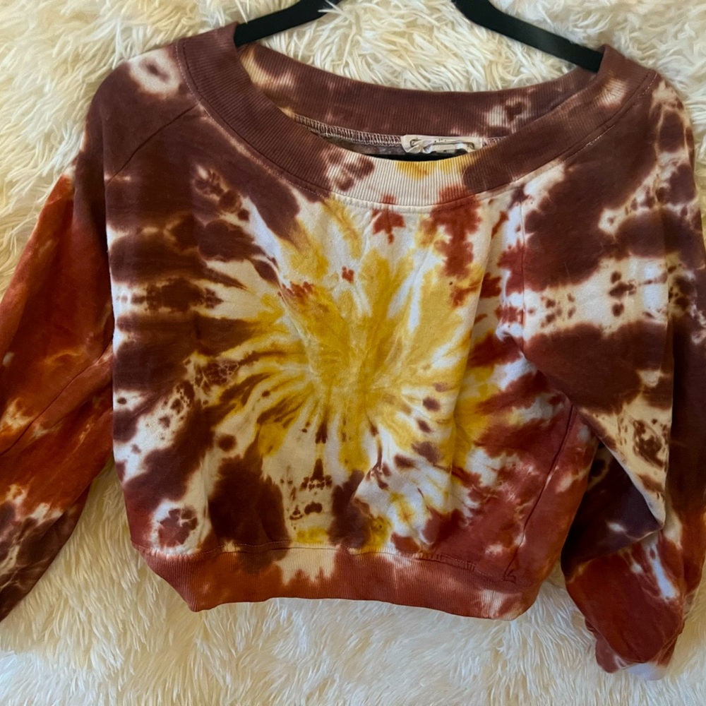 Hippie Rose Tie Dye soft sweatshirt